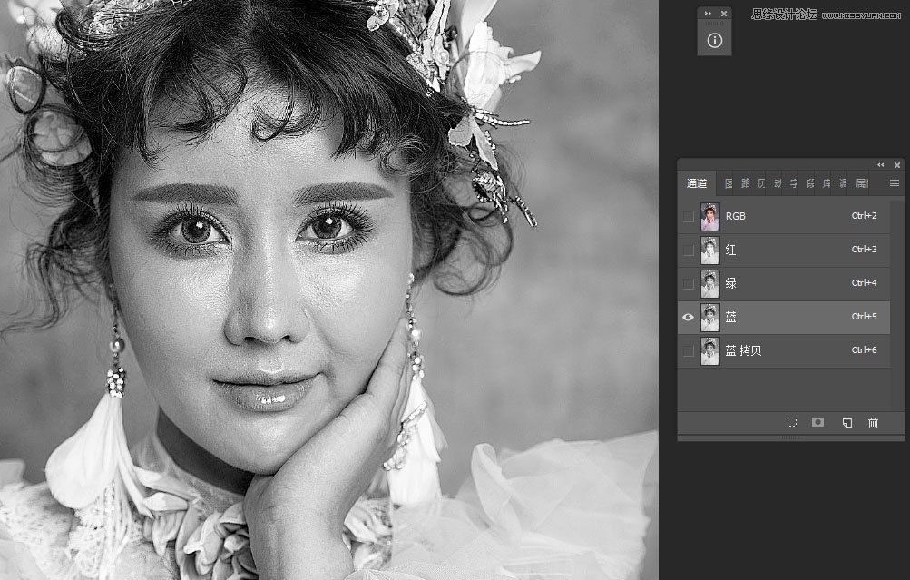 PhotoshopoŮƬھ޺͝ɫ