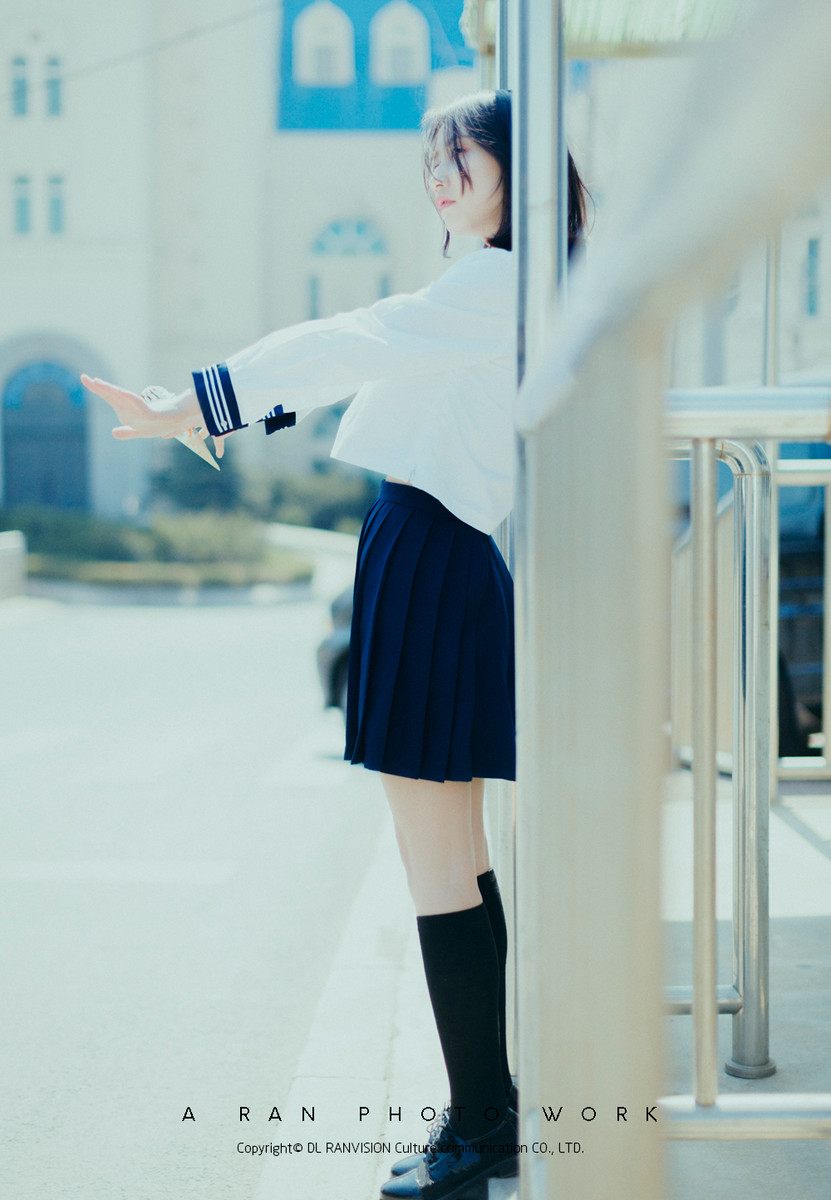 Ԕ⹫܇վϵŮ湥